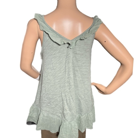 New American Eagle Outfitters Women’s Ruffle V Neck Tank Top Sage Sz XS/S - Picture 6 of 11